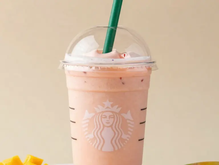 Read more about the article 8 New Starbucks Drinks You Can Try Right Now (Ranked by Flavor)