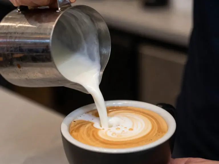 Read more about the article 9 Reasons the Flat White Coffee Drink is a Global Sensation