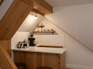 Read more about the article 9 Chic Coffee Bar Ideas in Kitchen to Brew Up Style & Function